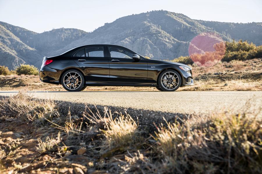  Mercedes-AMG C43 4Matic 2016 года  (NA) (фото 9 из 20)